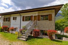 Apartment in Idro - Case Vacanze Crone - first floor 4P